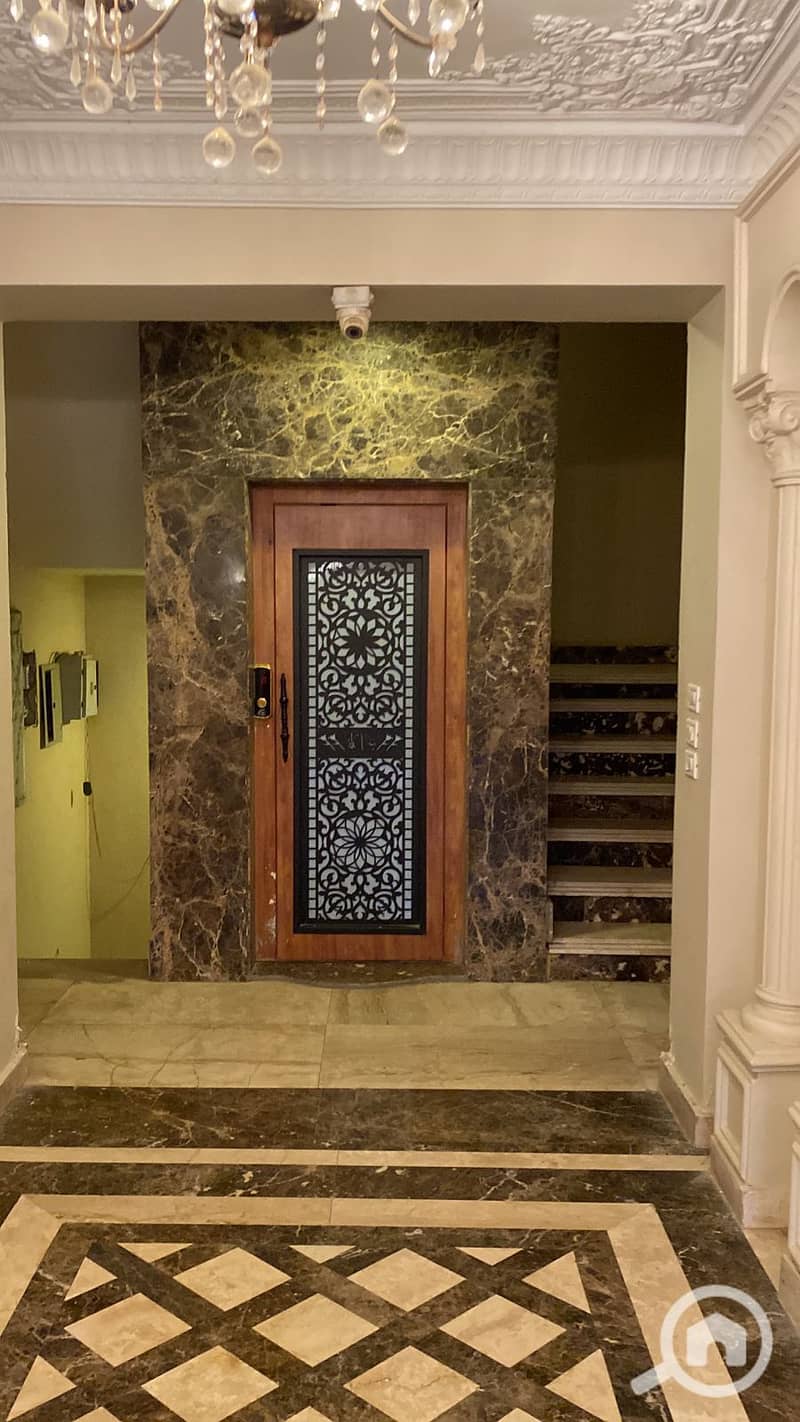 6 c9549f74-423f-4b24-9569-f2051ec91191. jpg