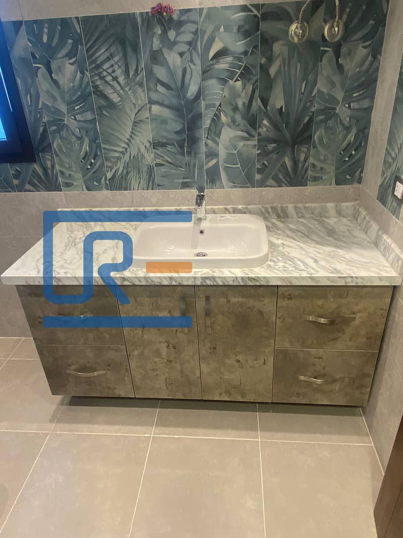 8 61eb95ed-c3fa-43f6-b988-6b0eeee79a62. jpg