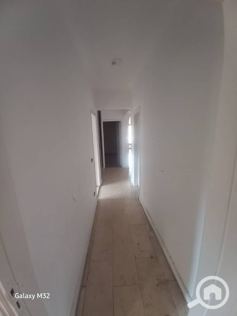 3 820fad87-6c46-4869-b594-4efa455e3cbe. jpeg