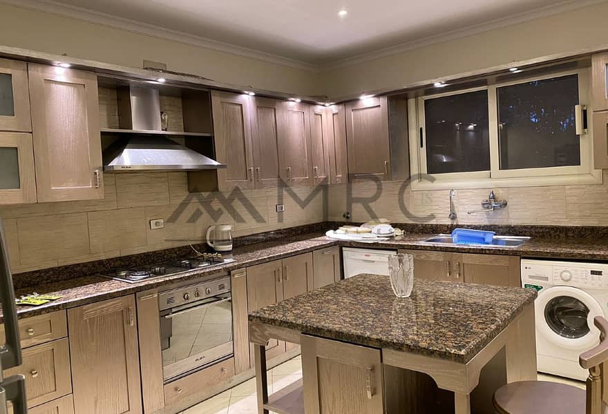 11 796c2f71-757b-40b2-bebc-e248adf35d68. jpg