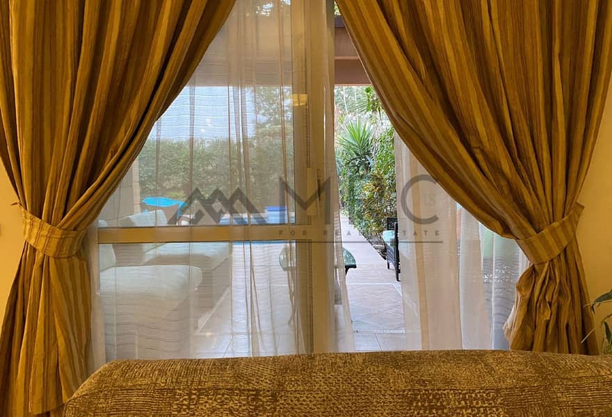 15 d5fce249-a8b9-4ae6-8585-e57ca18ed747. jpg