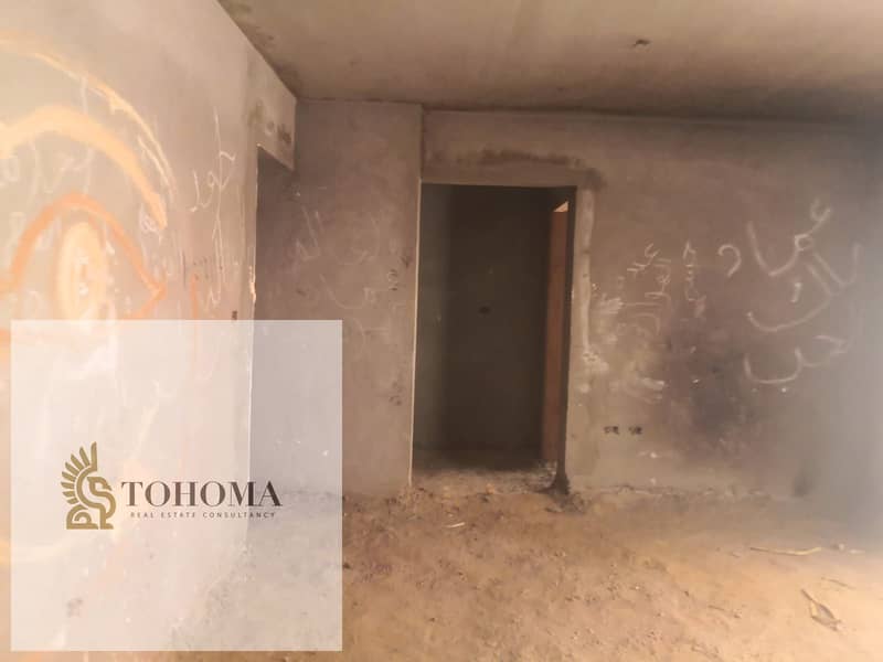 8 ed23dbc8-b2db-4495-922a-7dbb2a23d715. jpg