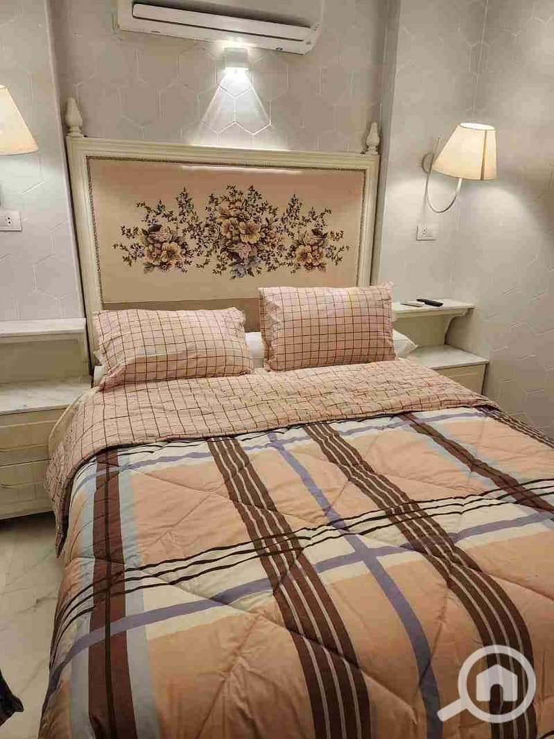 1000768007. jpg 1000768007. jpg