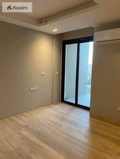 شقة 2 غرفة نوم للبيع في الشيخ زايد، الجيزة - IMG-20250703-WA0013. jpg