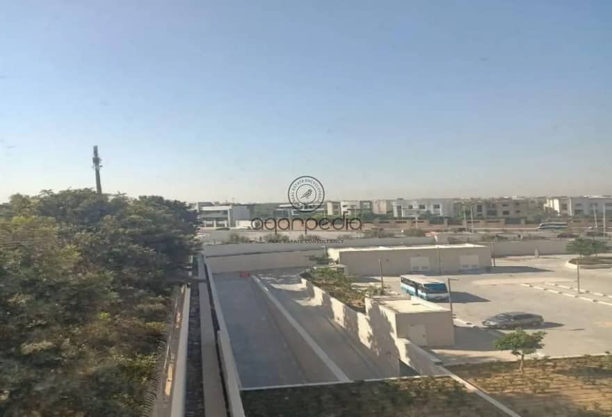 7 ad1dc20d-778a-45f5-a942-383e8245fbe9. jpg