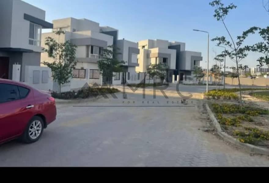 4 af165465-70b0-4159-97a4-875a756e91e8. jpg