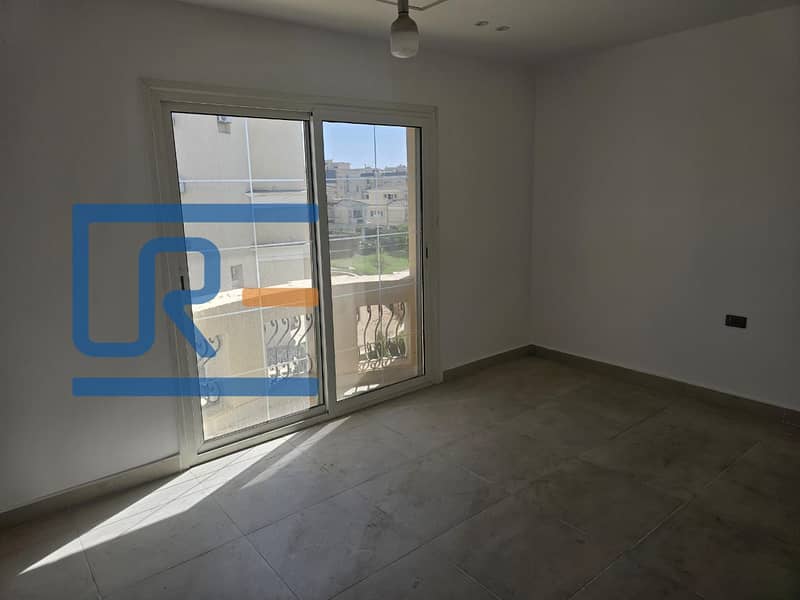 11 e43b42a8-f73c-4090-845a-15151782ee7e. jpg