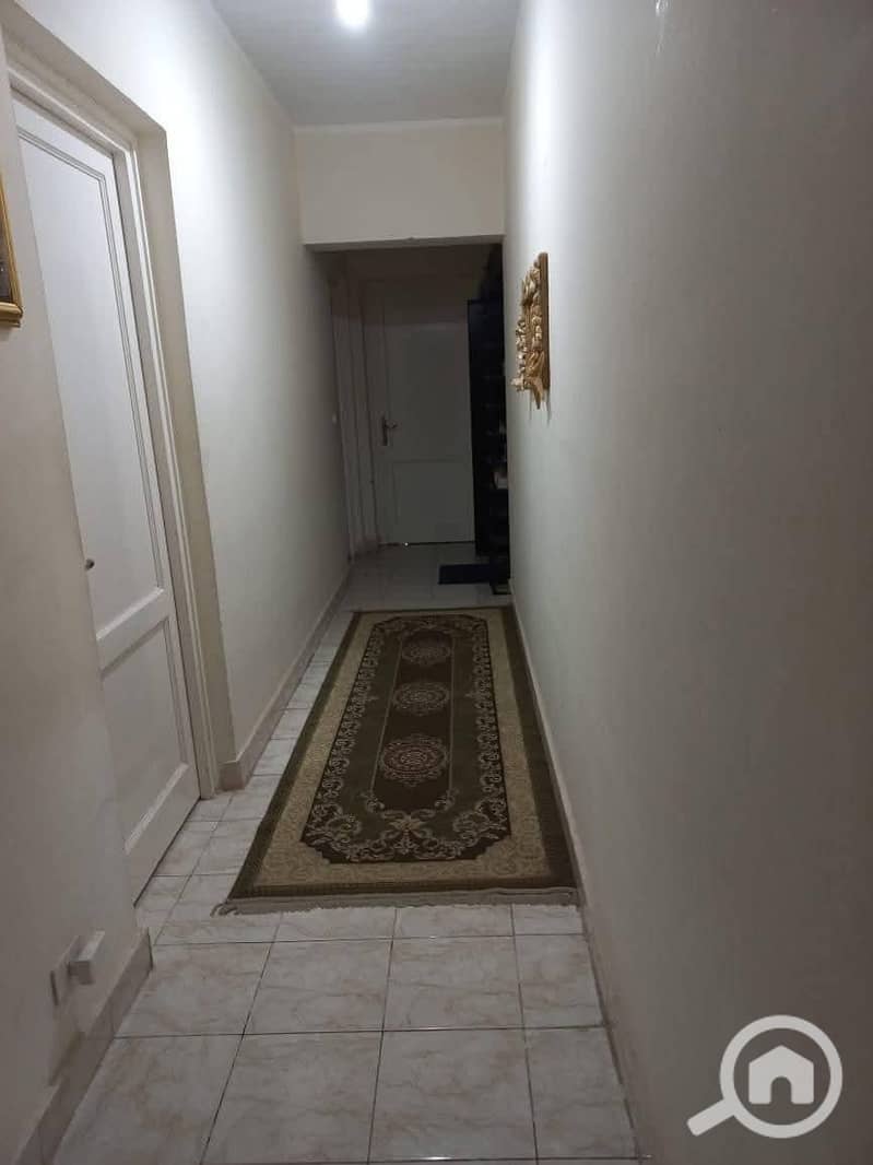 9 31d2c3ae-4117-48d5-9b08-02b8d835bf4f. jpeg