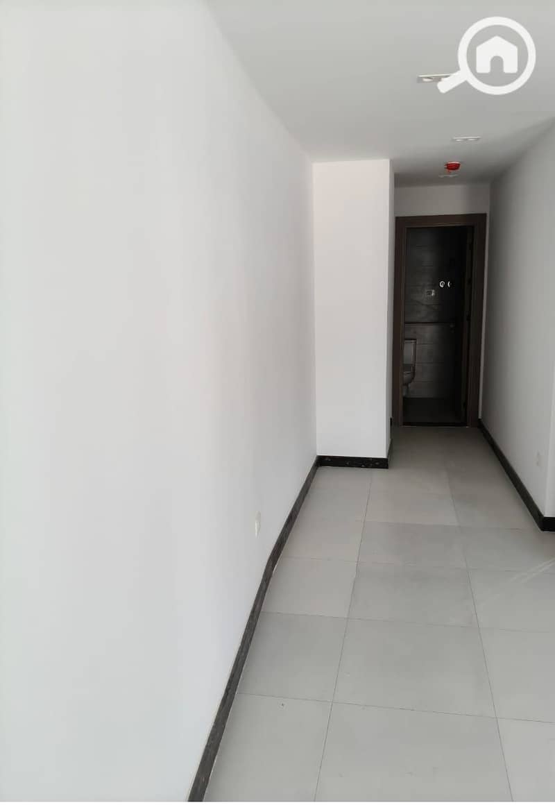 2 WhatsApp Image 2025-10-29 at 18.50. 30_7efab764. jpg