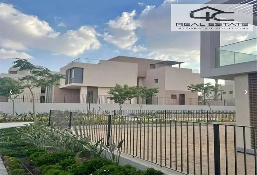 7 5802848-e2c32o. png