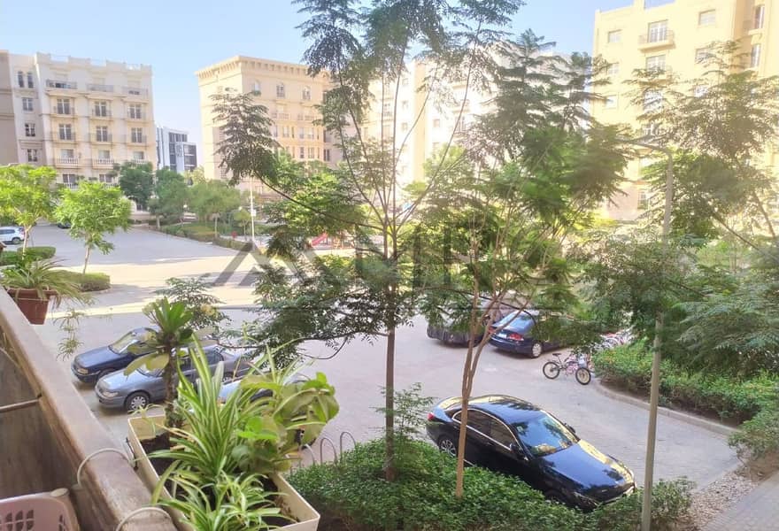 5 2e9b6d59-da34-4f5f-a2ff-c608b1ea16a8. jpg