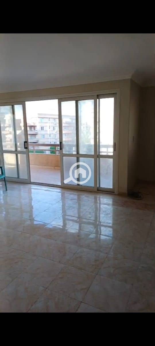 2 5fd801f3-8f13-47ed-b2b2-98ea42b66991. jpg