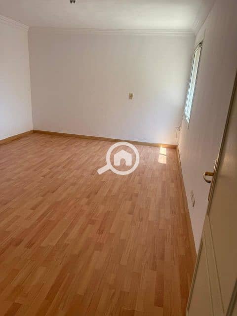 7 08f8eb77-8cc8-4c87-926c-665d6b999d5a. jpg