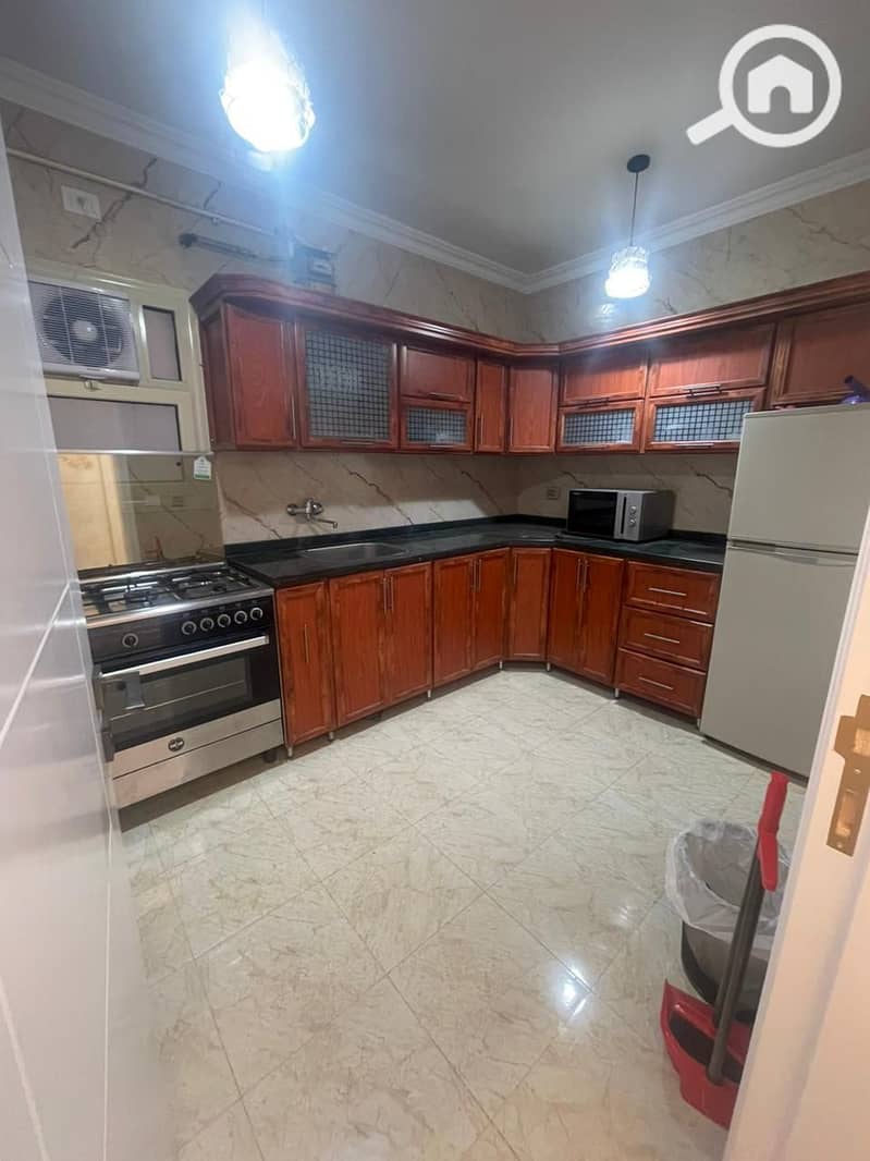 7 e9afbe16-2e97-41ee-b5b2-553e54e013de. jpeg