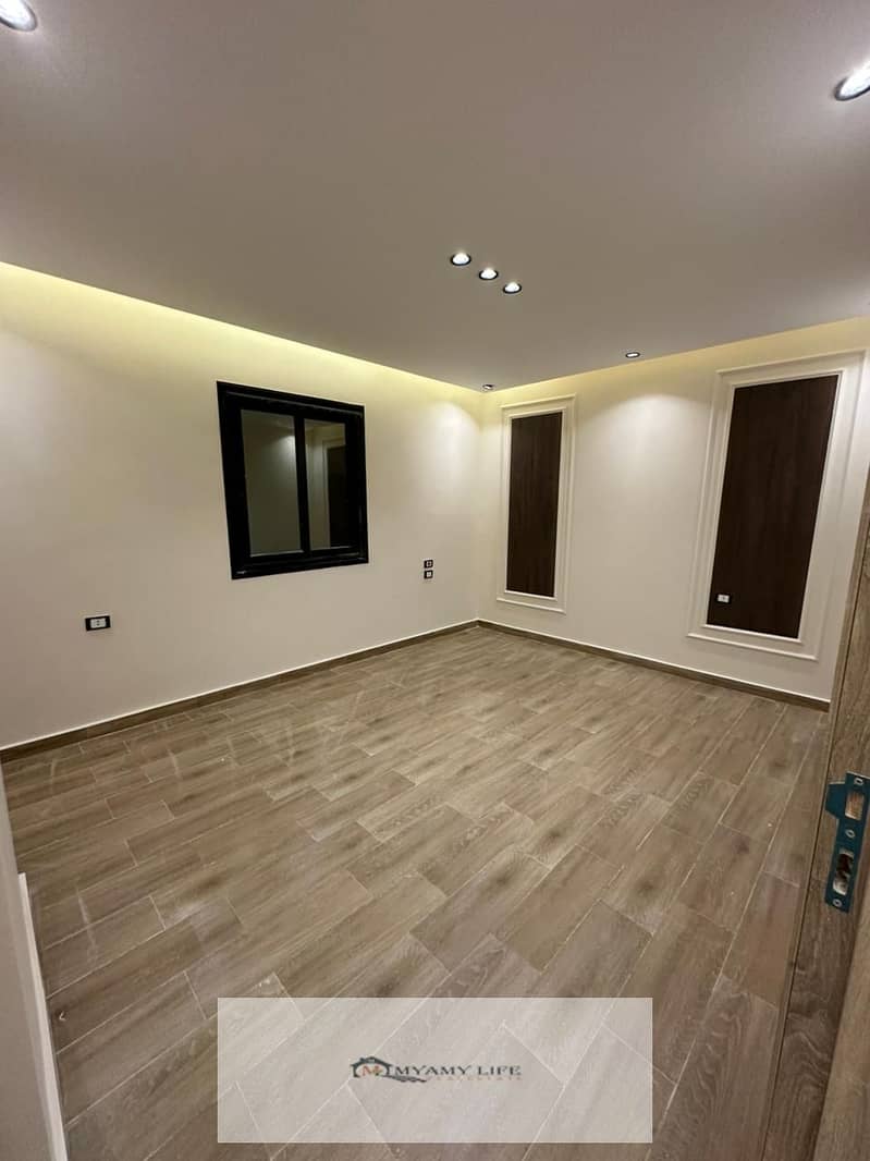 11 WhatsApp Image 2025-12-03 at 2.26. 19 PM (2). jpeg