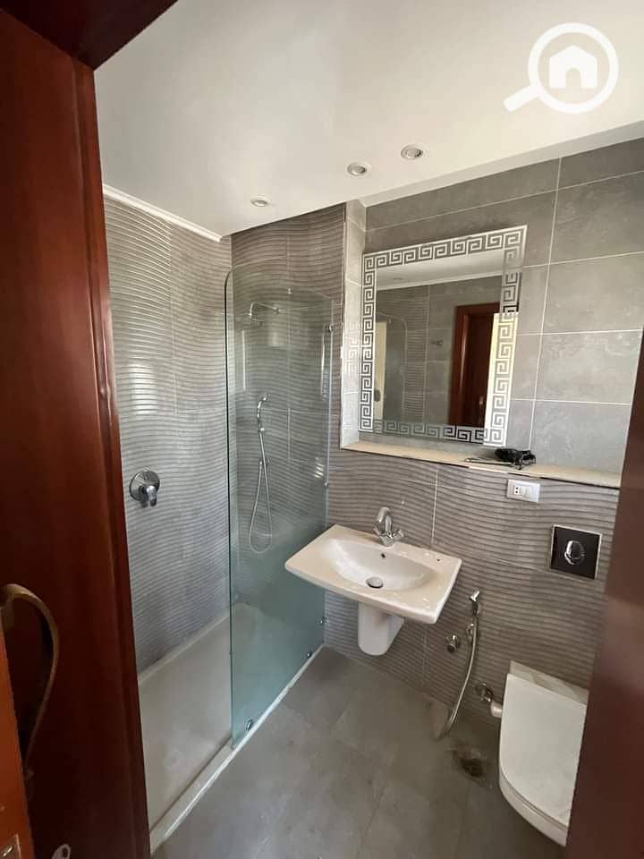 6 525eeab5-daf1-4ea5-8357-67932095056b. jpg