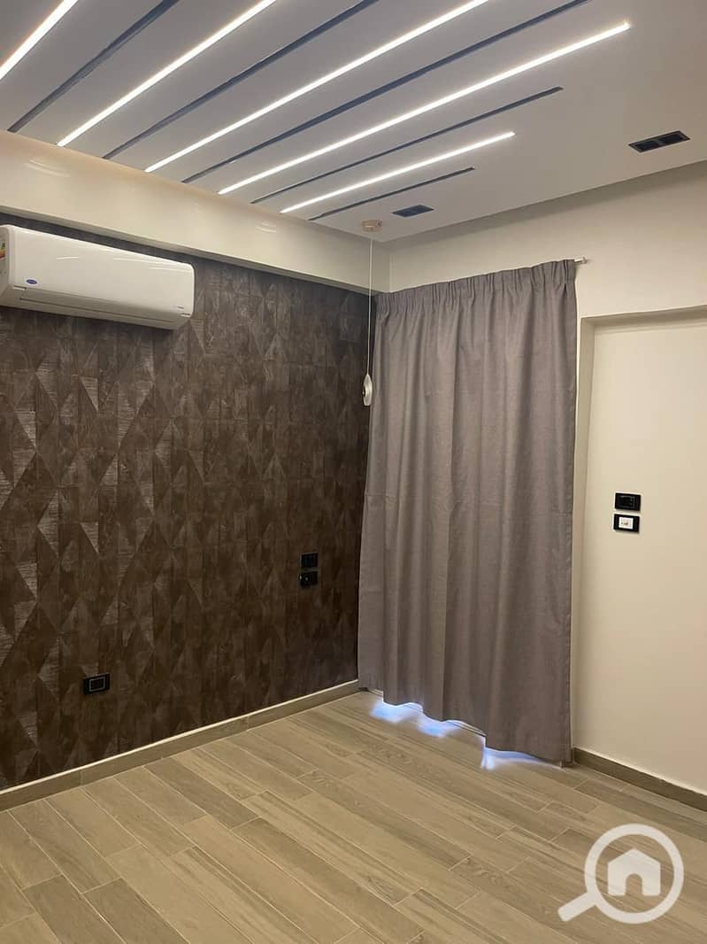 9 WhatsApp Image 2025-12-04 at 10.33. 51_8bf9e499. jpg