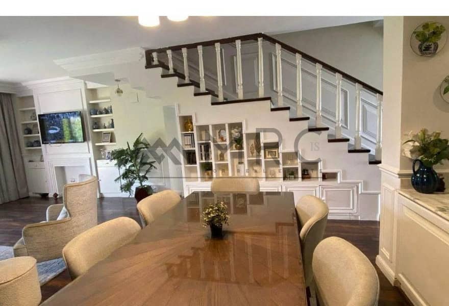 5 ebff6d62-d941-48c6-9808-f3400b689e32. jpg