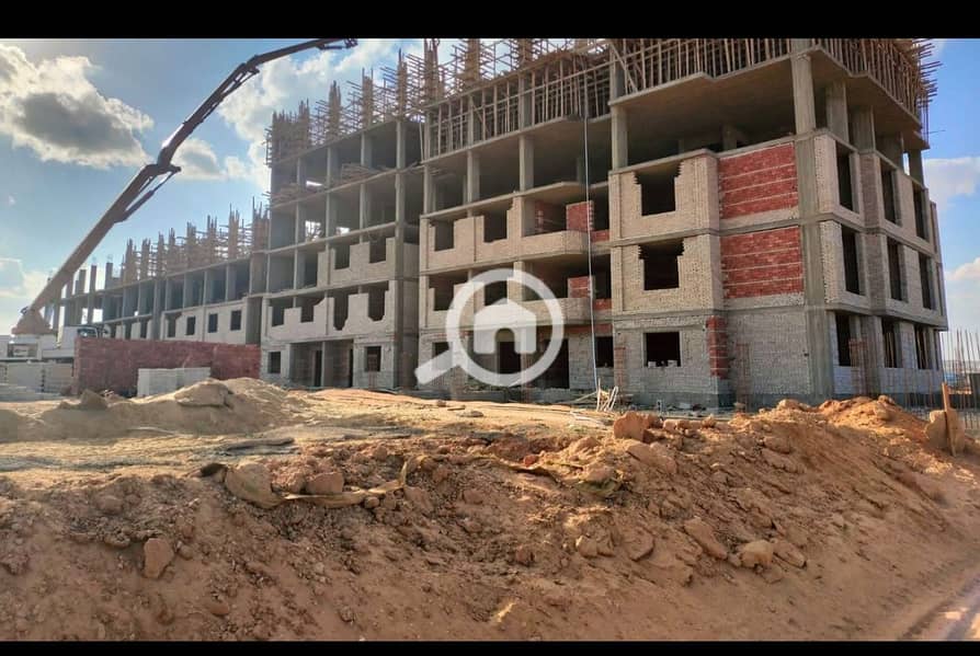 2 84b15b77-6d41-4806-b89d-bcec6f67781a. jpeg