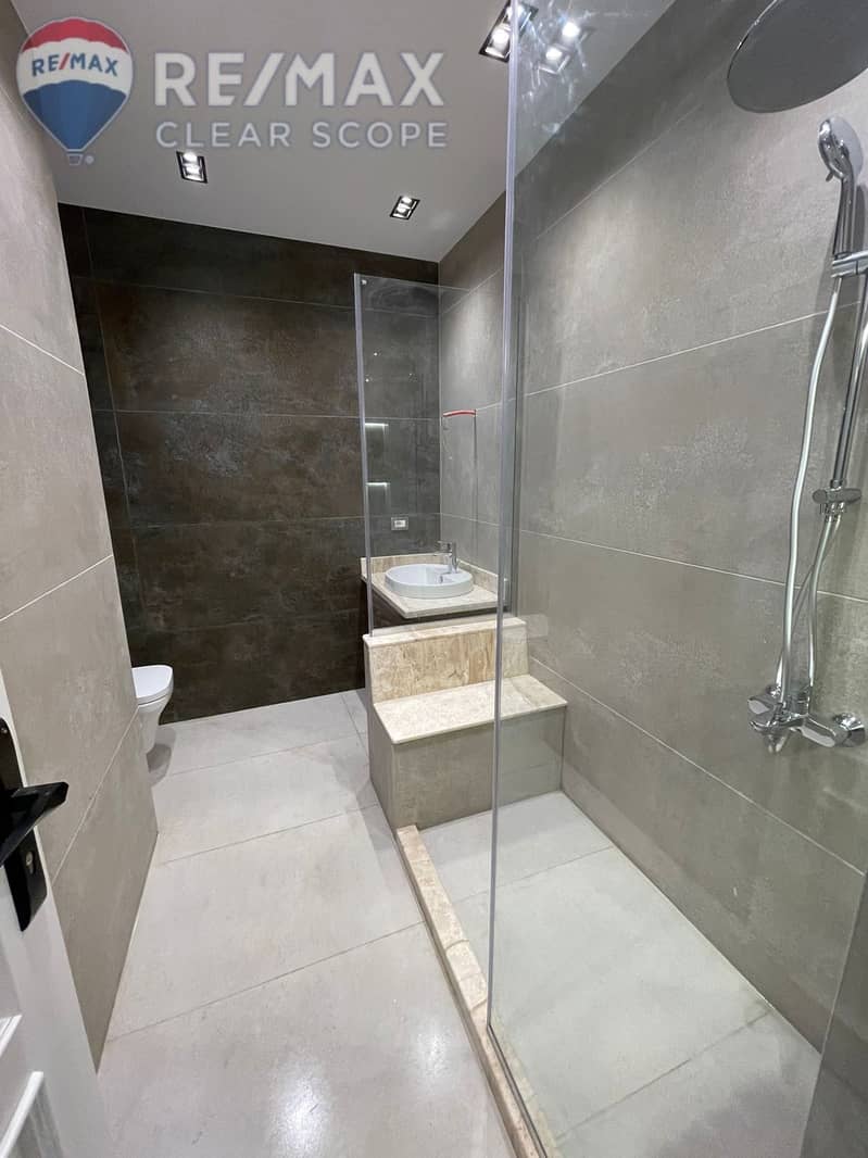 7 147fa5a1-7249-49b2-b2fc-7dedc366ffd0. jpeg