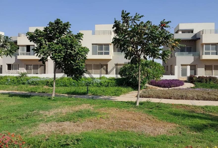 5 51afaf8c-7333-47bb-a592-57c065b1d5d3. jpg