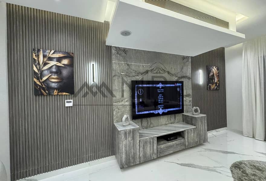 2 3edd8ccb-bc3b-435f-a0dc-e5760f7c527c. jpg