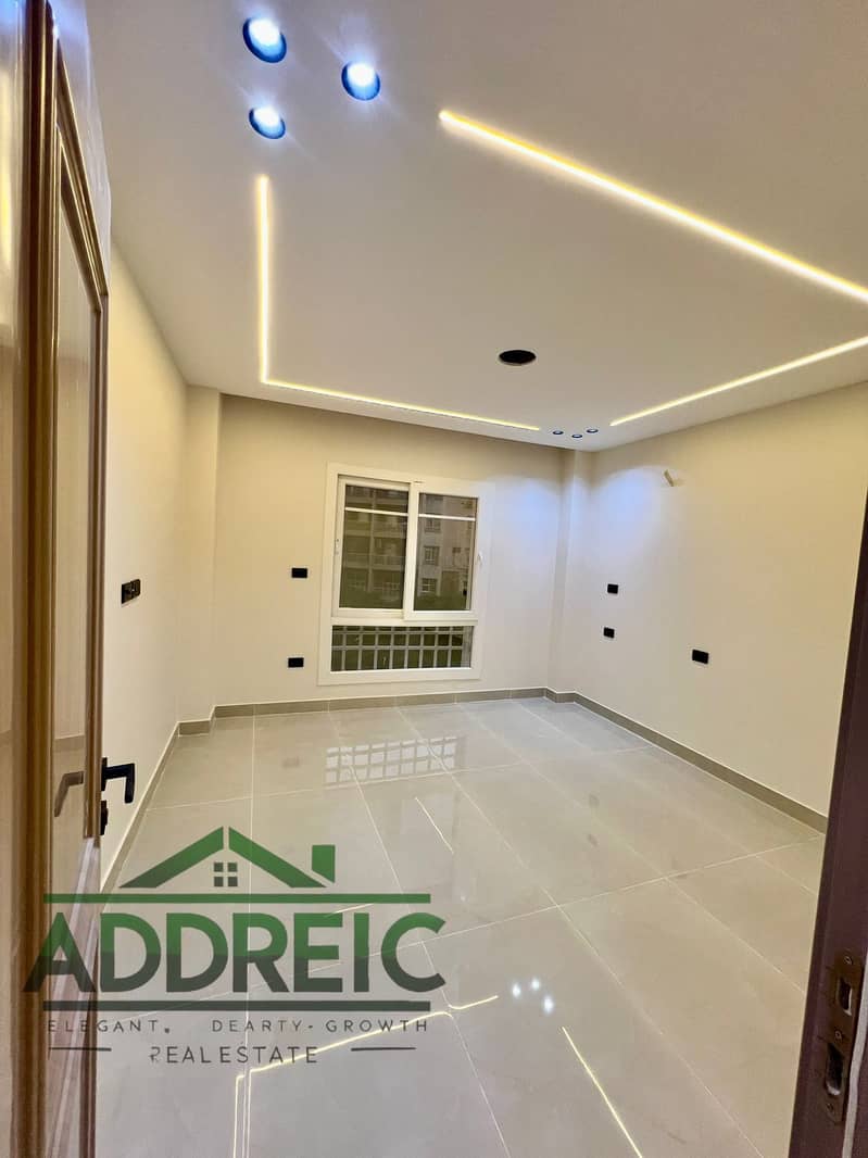 6 WhatsApp Image 2025-09-11 at 9.01. 48 PM (1). jpeg