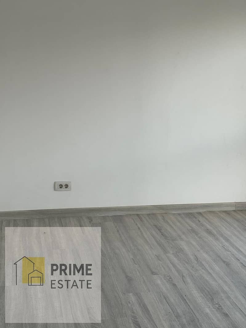 8 WhatsApp Image 2025-12-04 at 11.31. 21 AM (1). jpeg