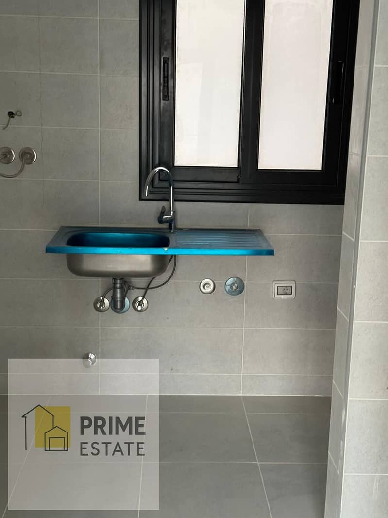 10 WhatsApp Image 2025-12-04 at 11.31. 19 AM. jpeg