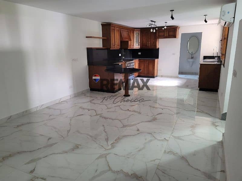 6 0dba6c77-c557-4401-8312-e78974bd6c67. jpg