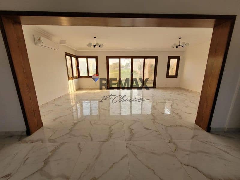 24 75fa1052-319d-4542-9d9b-65432ba03d5c. jpg