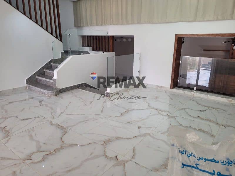 30 738aa2d9-83e7-47a1-9181-d0502ea9ea94. jpg