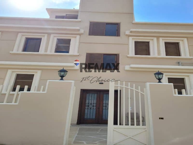 36 6773854f-78e0-4ae2-aff5-c639c13378ac. jpg