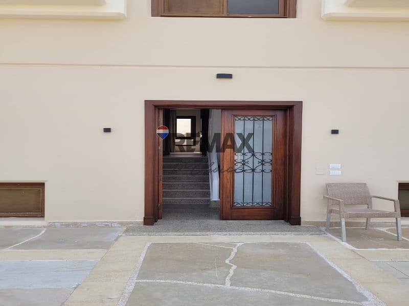 43 ea616147-354a-4e34-b7ef-c21c83f1eb94. jpg