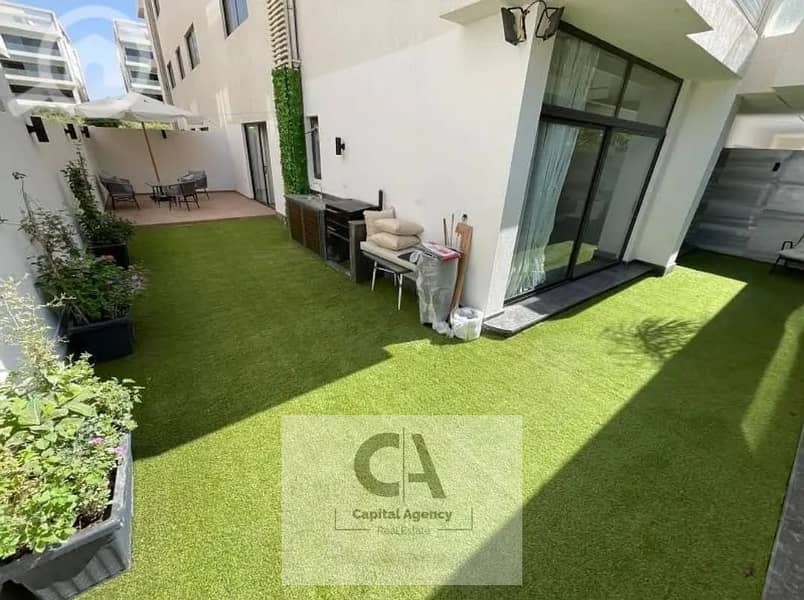 8 823bba87-f166-4077-86fe-5fbe18596795. jpeg