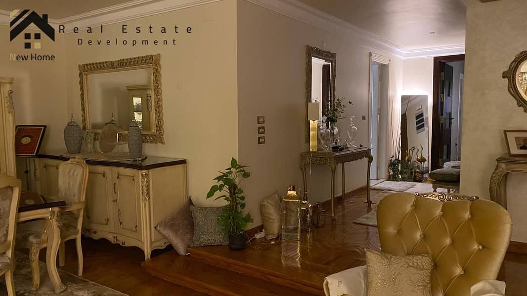 8 4814070a-32cf-4129-8c2c-015b18f19502. jpeg