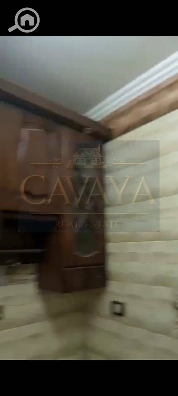 8 Untitled design (7). png