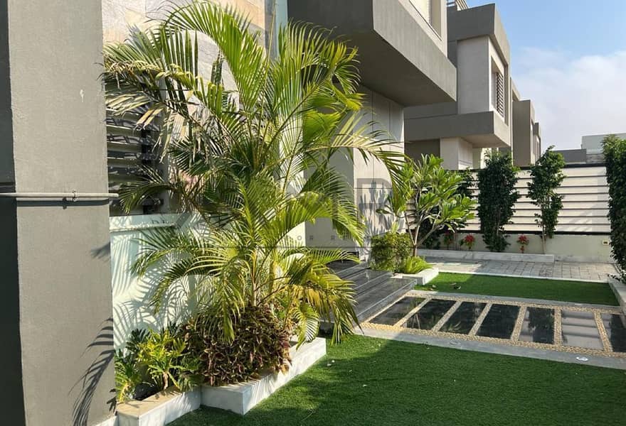 4 3d5a5b1e-9432-4709-a4b3-d9bca662b0b4. jpg