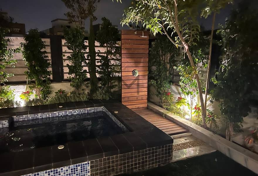 8 a62ecbc5-8b6b-444c-90d7-ef1875bb115a. jpg