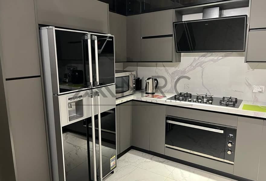 12 998a6758-7cbd-4fc5-9a6d-e86764ac6865. jpg