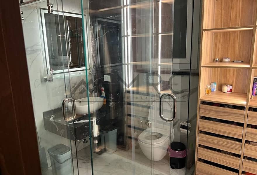 13 a72d7e5f-37aa-4a02-b380-24fbad11c47b. jpg