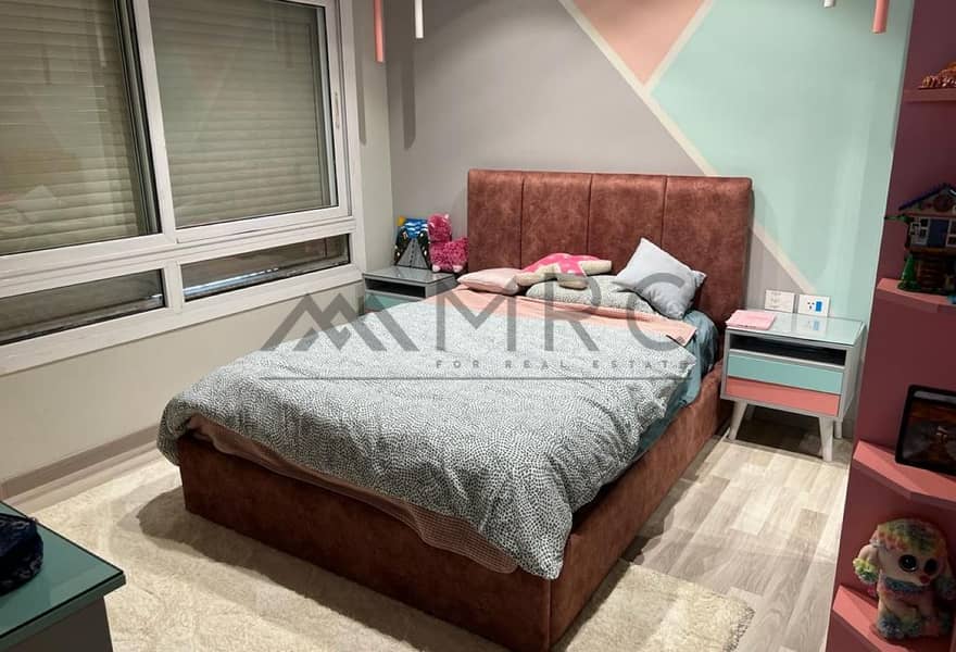 18 d5edc7ea-3ea8-47e0-92f8-5fa6f040a931. jpg