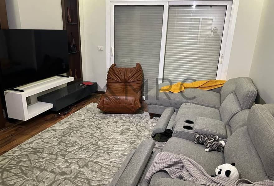 23 ede3972f-043b-4d94-b254-b4b41665d4a6. jpg