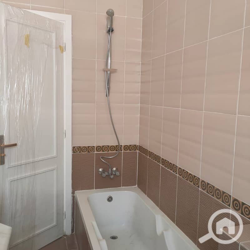 5 صورة واتساب بتاريخ 1446-03-13 في 14.19. 39_401d027e. jpg