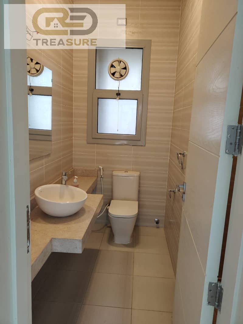 9 WhatsApp Image 2025-12-04 at 12.42. 35 PM (2). jpeg