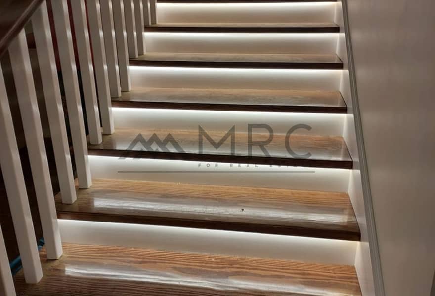 10 b0a25964-b7e9-42f9-be86-426954a97294. jpg