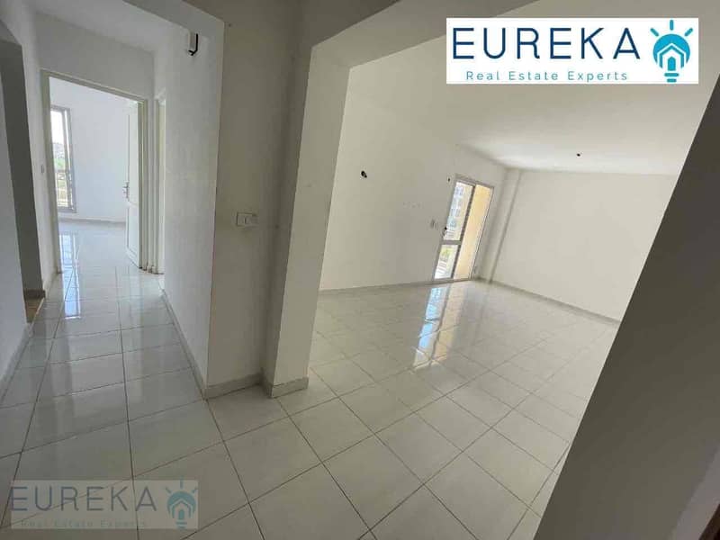 6 6e5f56b0-ac10-437f-9da0-d173a949cf78. jpg