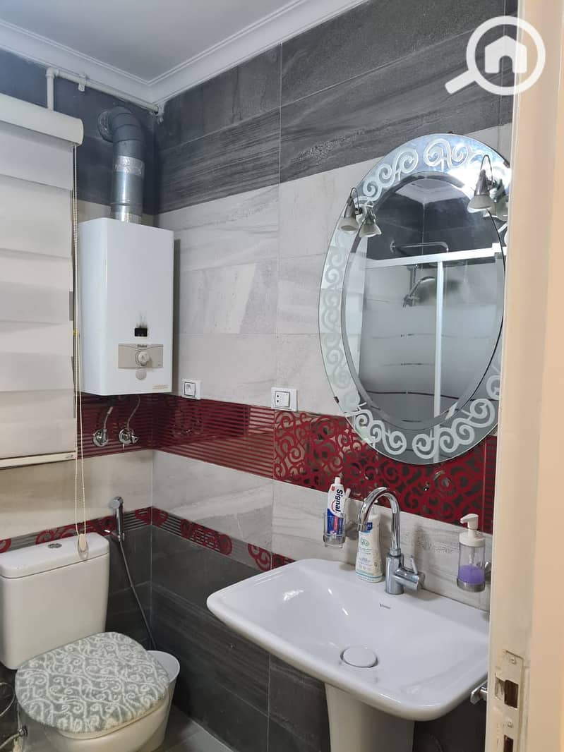 8 03c05f4f-2cd1-4727-9677-6bd0f46f78ae. jpeg