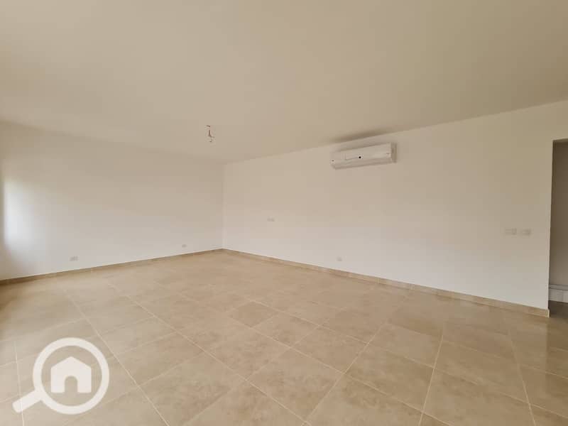 12 WhatsApp Image 2022-10-23 at 1.49. 25 PM (1). jpeg