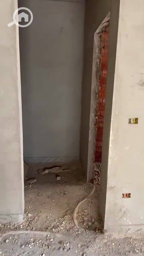 3 WhatsApp Video 2025-12-03 at 2.56. 59 PM - frame at 0m59s. jpg